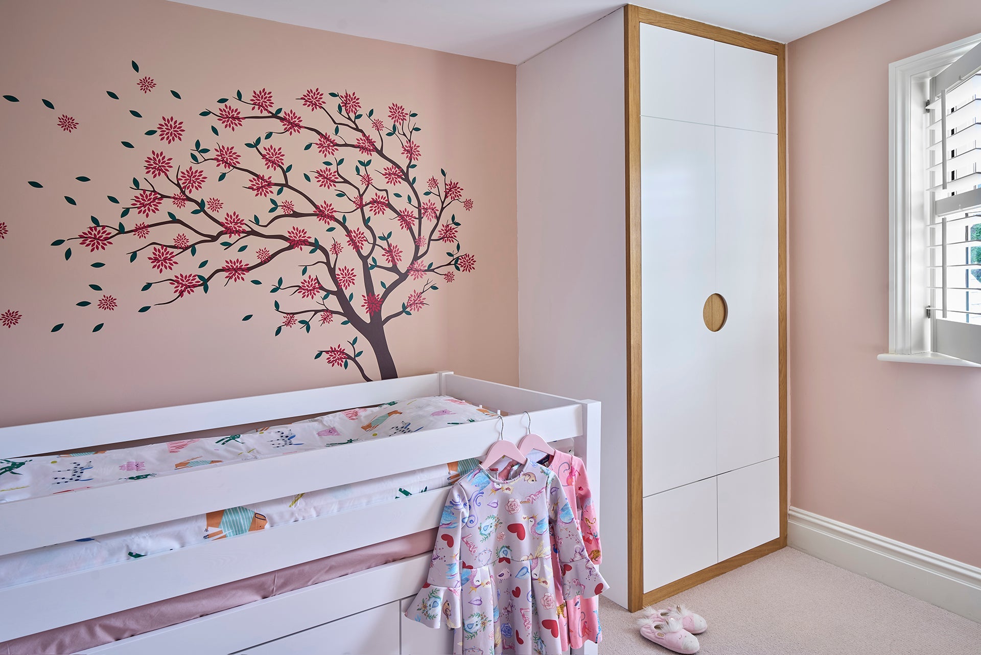 The Form Double Wardrobe | with Deep Drawer
